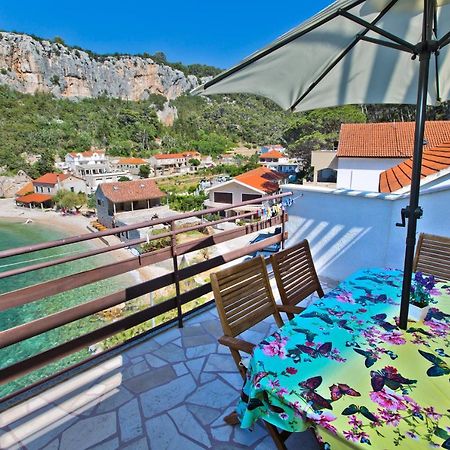 Villa Mateljan Zastražišće Екстериор снимка