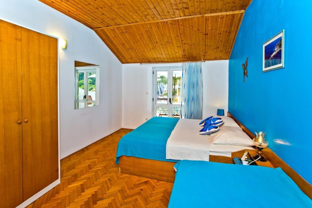 Villa Mateljan Zastražišće Екстериор снимка