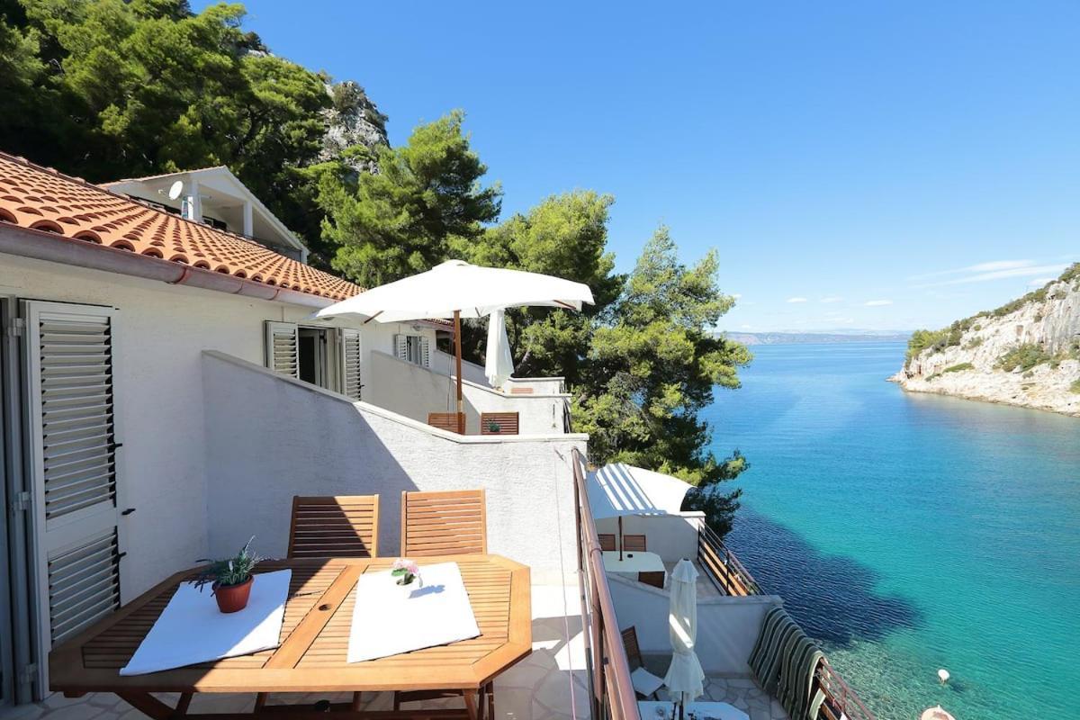 Villa Mateljan Zastražišće Екстериор снимка